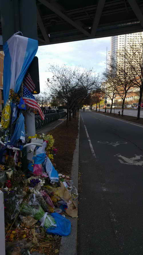 NYC_2017-11-25 14-22-33_CELL_20171125_142234